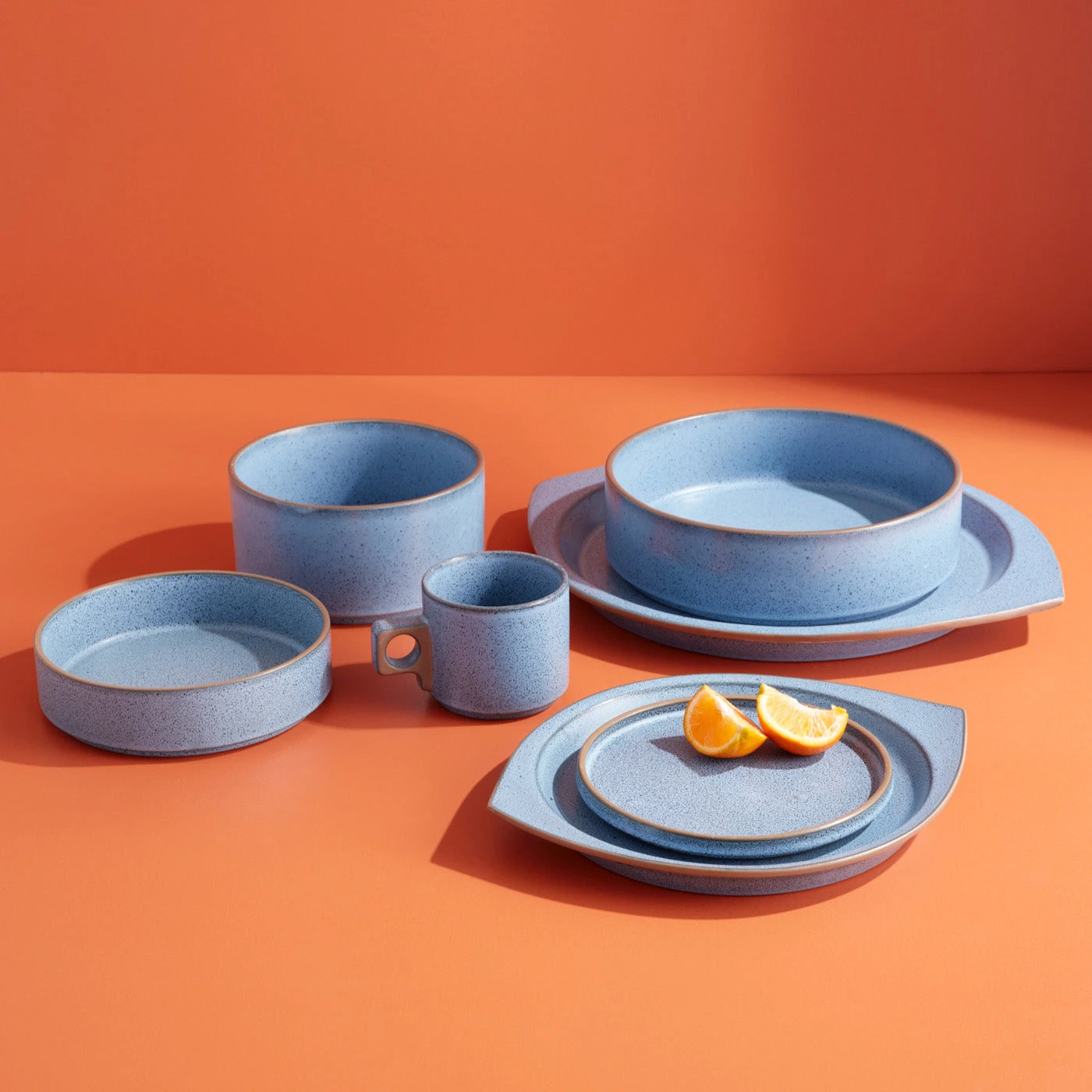 SP22_big-sur_dinnerware_blue_8466ccee-54d5-49de-9811-dad1a5aff606.jpg Jonathan Adler New Dining Big Sur Medium Serving Bowl