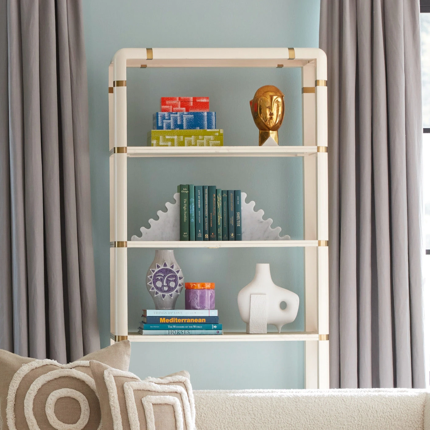 SP22_sunset-sofa_voltaire-chairs_d.jpg Jonathan Adler Large Vapor Lacquer Box New Décor