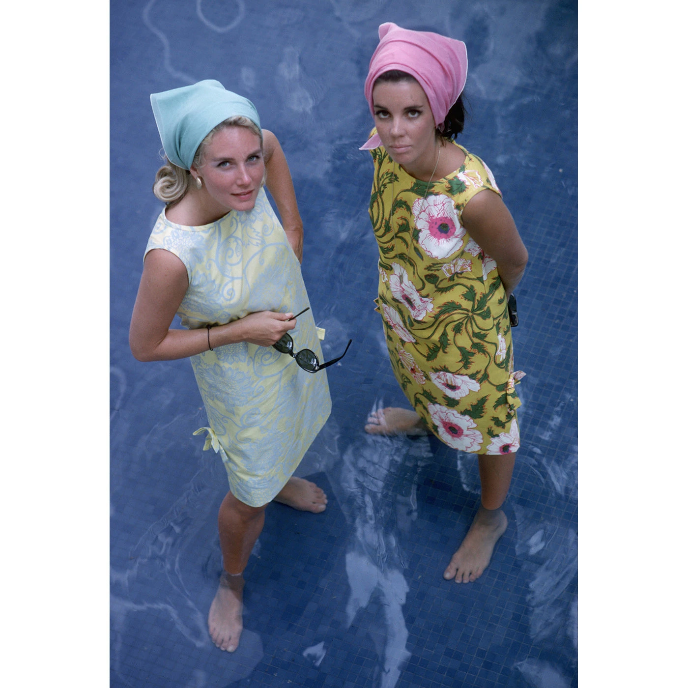 aarons_PalmBeachLadies_e7f4ff4f-11de-45c6-8faf-4176450d0d77.jpg Jonathan Adler Slim Aarons “Palm Beach Ladies” Photograph