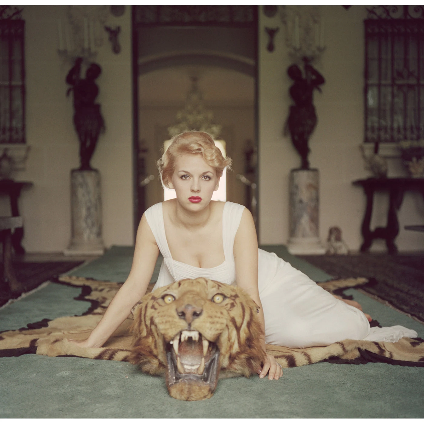 aarons_beautybeast_a863af28-afdb-4a10-97f7-0e1d2dfbcde9.jpg Jonathan Adler Slim Aarons “Beauty And The Beast” Photograph