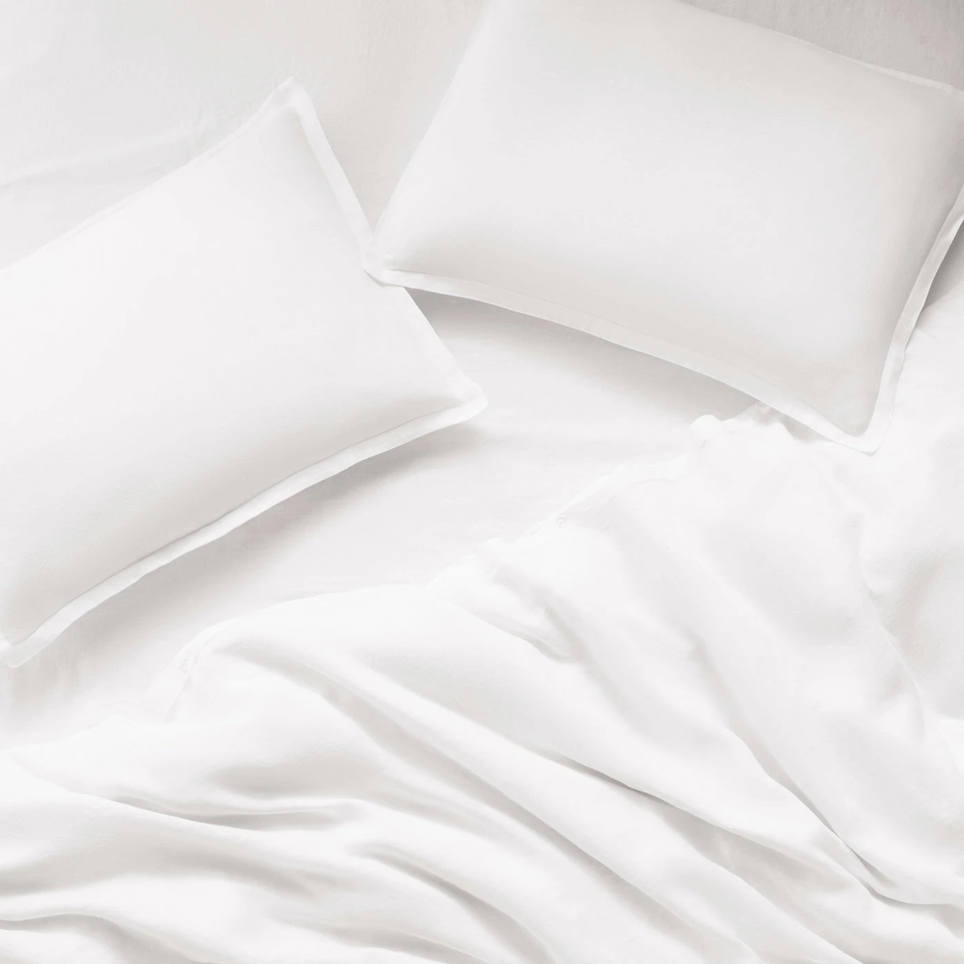 linen_duvet_set_white_c.jpg Jonathan Adler Getaway Linen Sham Pillowcases & Shams
