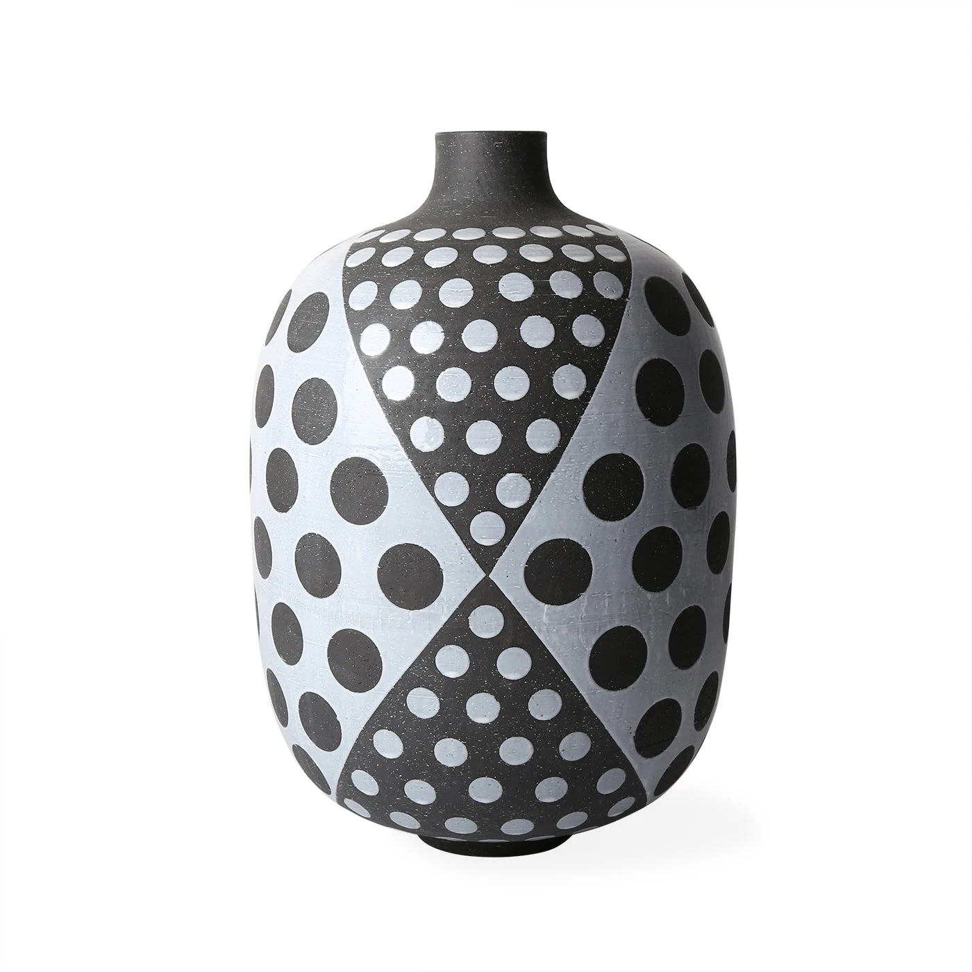 palmsprings_giant_polkadot_vase_22_b_8c2d6210-da80-471e-90ac-63f2a8f68bb3.jpg Jonathan Adler Vases Palm Springs Giant Polka Dot Vase 4