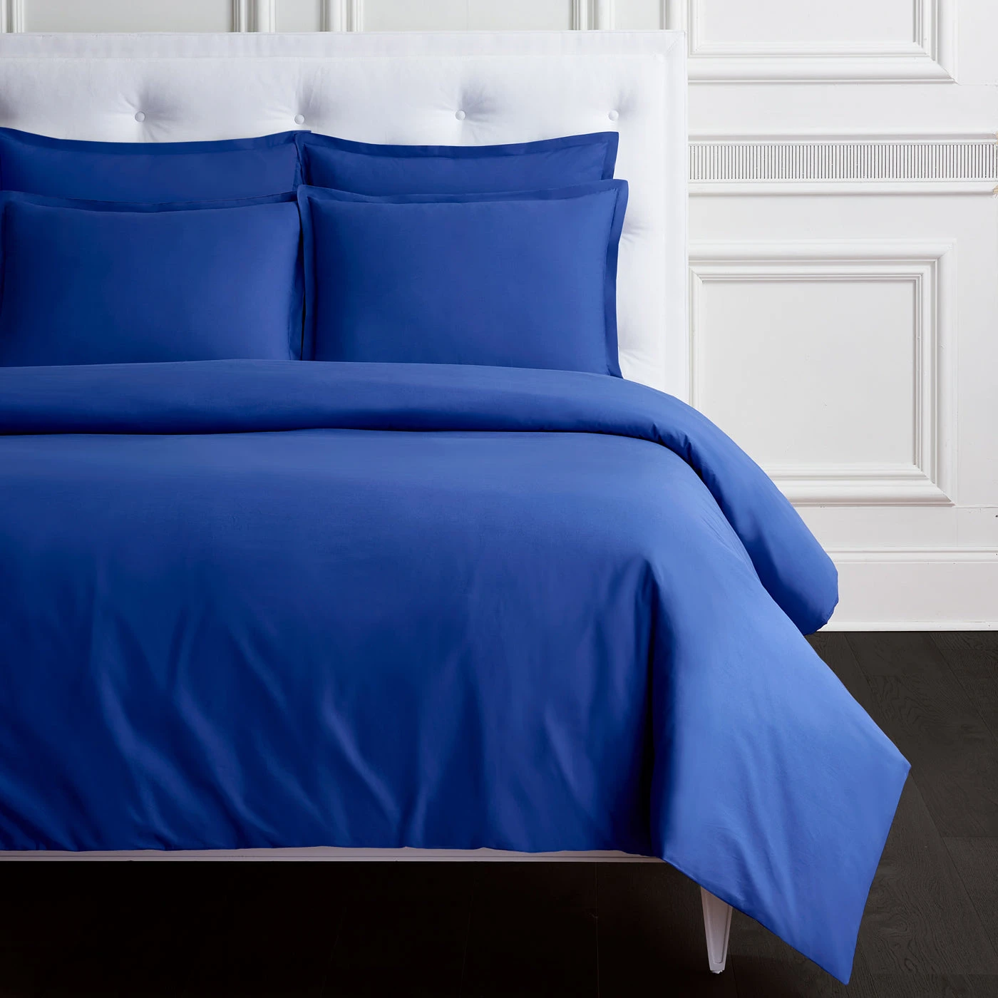 percale_duvet_set_darkblue_b_d7c1d770-7acf-471f-b1ee-322e8c0d335a.jpg Jonathan Adler Paradise Percale Sham