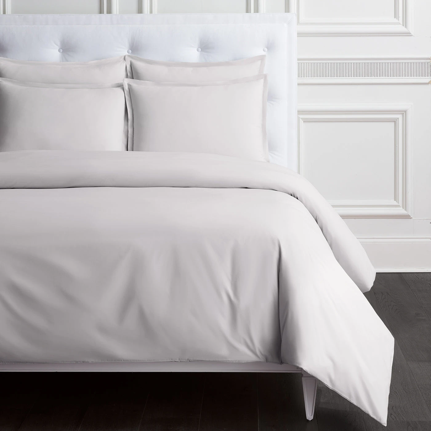 percale_duvet_set_palegrey_b_8d807c3e-47d9-459f-8a14-f7a9e8a3794f.jpg Jonathan Adler Paradise Percale Sham